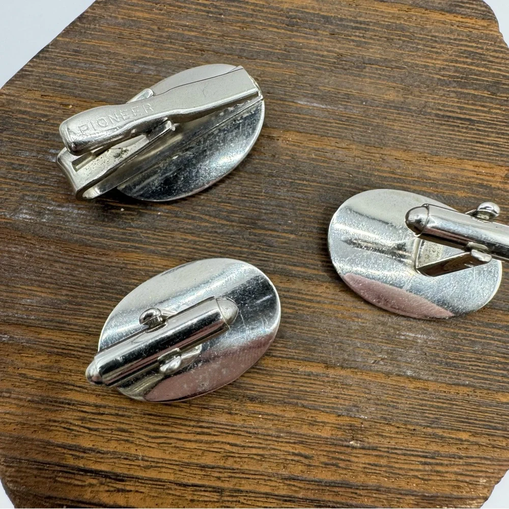 Pioneer vintage silver tone cuff links and tie bar set oval textured MCM